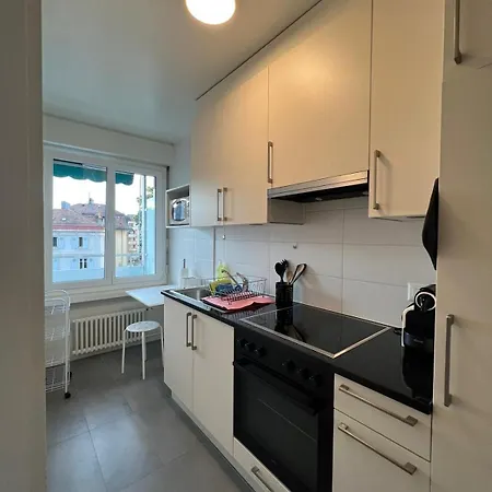 Standing In Ouchy - Apartment Lausanne
