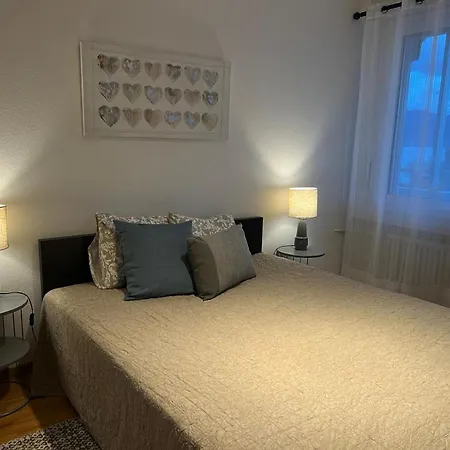 Apartment Standing In Ouchy - *